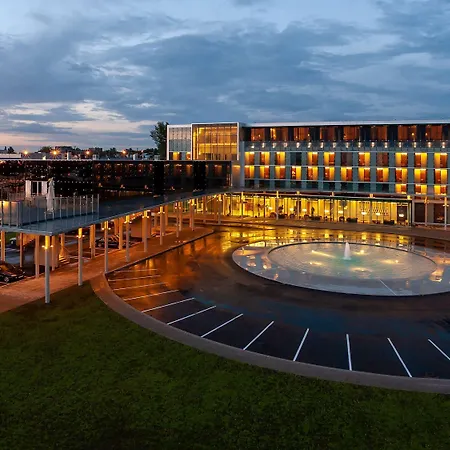 Mercure Hotell