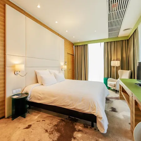 Mercure 4*